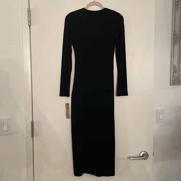 Reformation Edison Black Dress - Picture 7 of 8